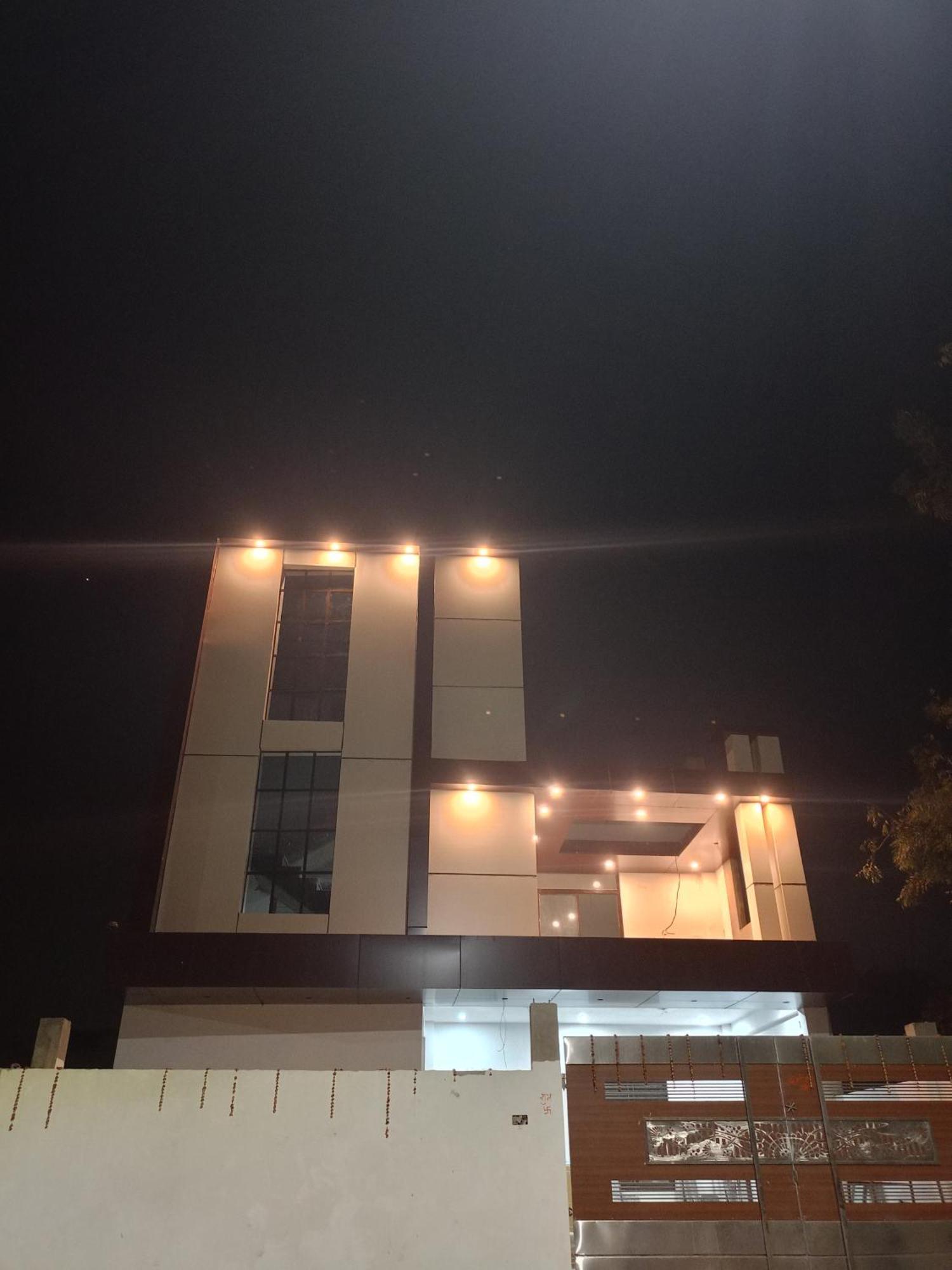 Radiant Hotel Sangam Prayagraj Exterior photo